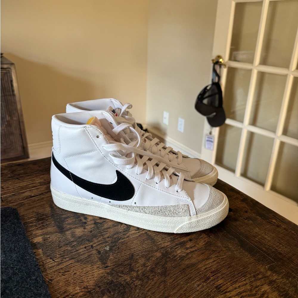 Nike Blazer Mid '77 Vintage size US 9.5 mens